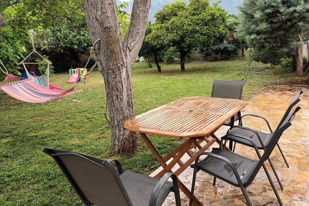 Photo of Others in Eretria