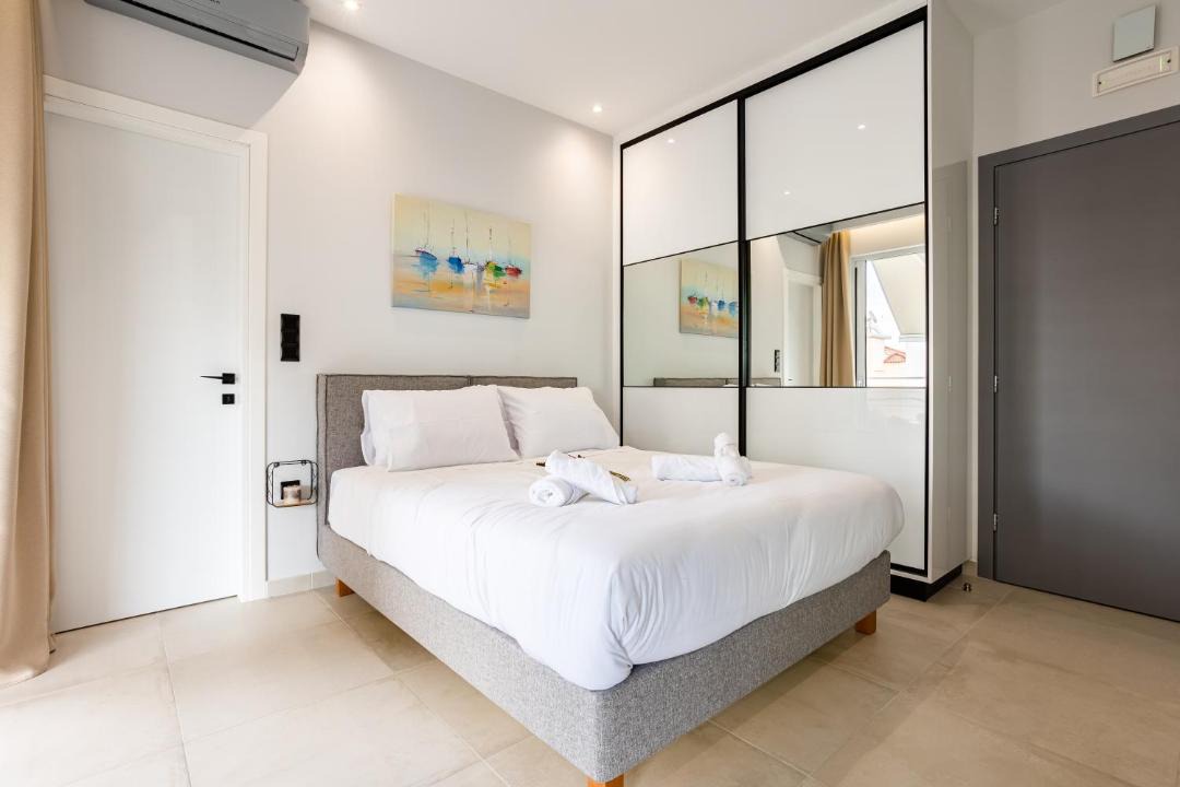Photo of Bedroom in Kalamata Marina