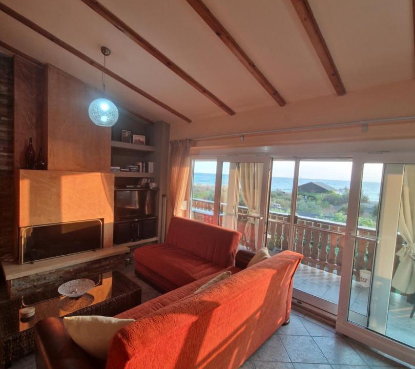 Photo of Livingroom in Nea Mesagkala