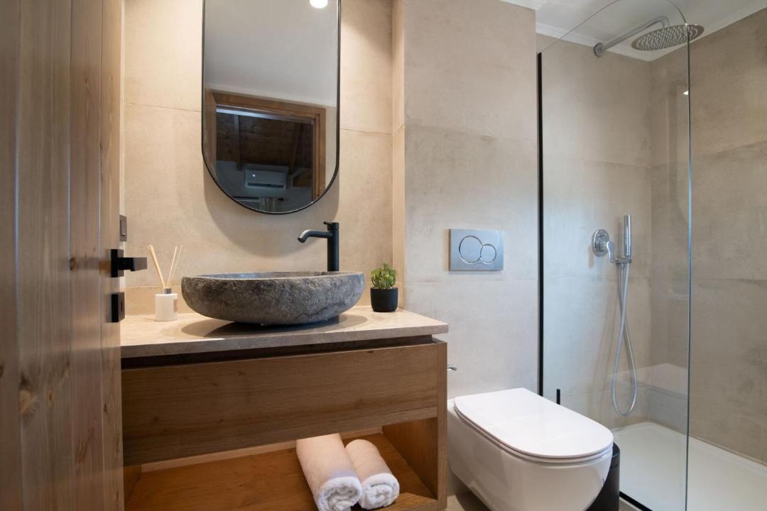 Photo of Bathroom in Pigadhakia
