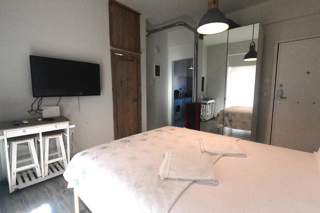 Photo of Bedroom in Ilisia