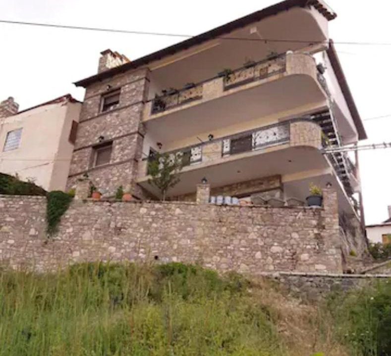 Photo of Buildings in Avdella