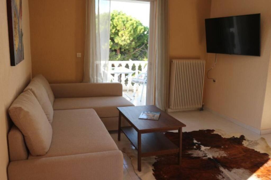 Photo of Livingroom in Paralia Porovitsis
