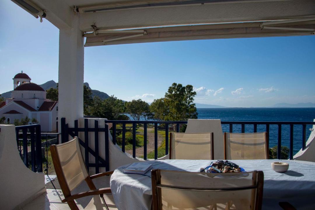 Photo of Patio Balcony in Perdhika