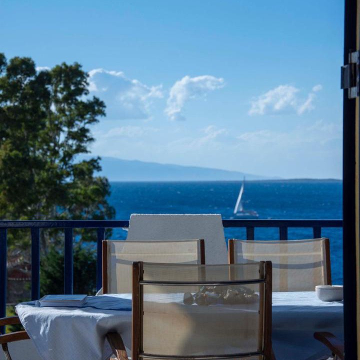 Photo of Patio Balcony in Perdhika
