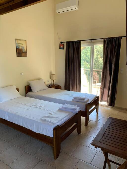 Photo of Bedroom in Armenistis