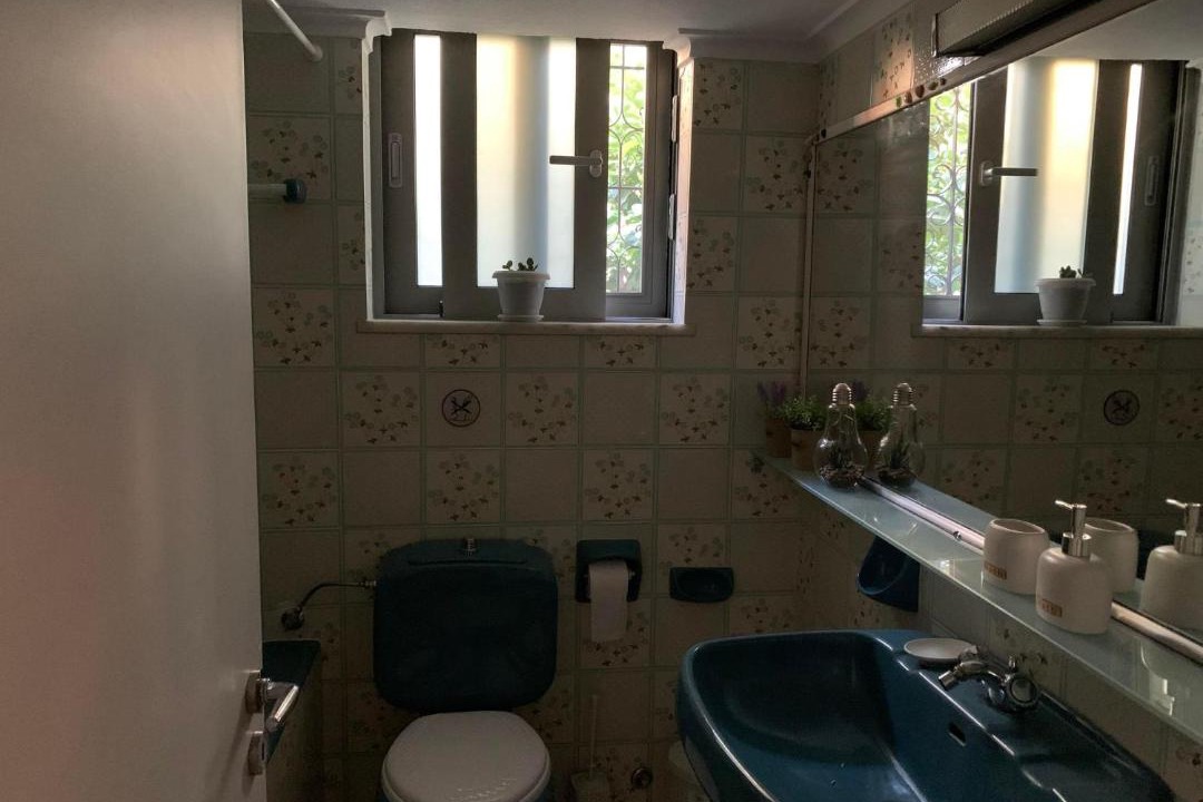 Photo of Bathroom in Petaloudes