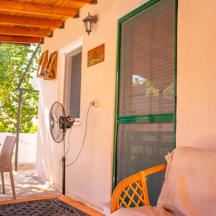 Photo of Others in Mikros Gialos