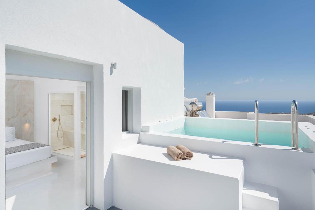 Photo of Others in Fira