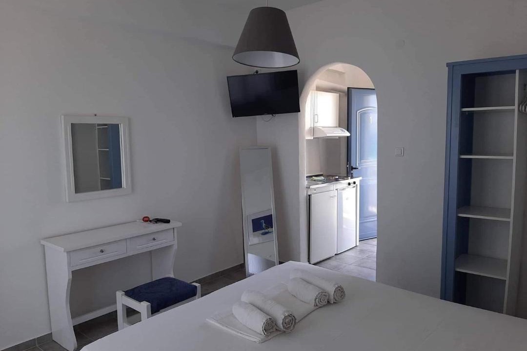 Photo of Others in Milos