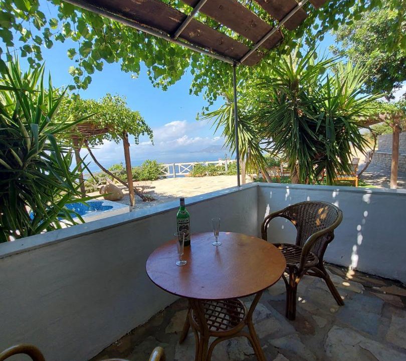 Photo of Patio Balcony in Koumeika