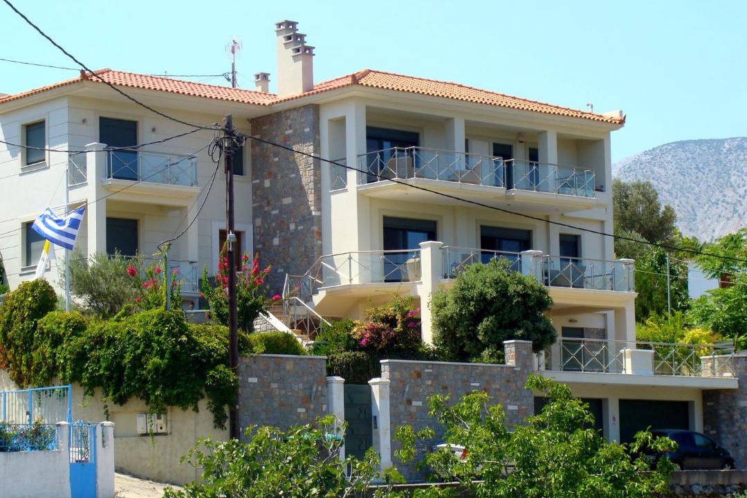 Photo of Others in Kardamyla