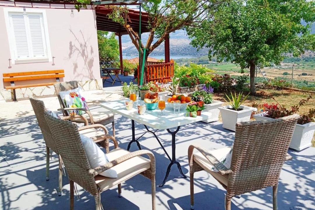 Photo of Patio Balcony in Khelmata