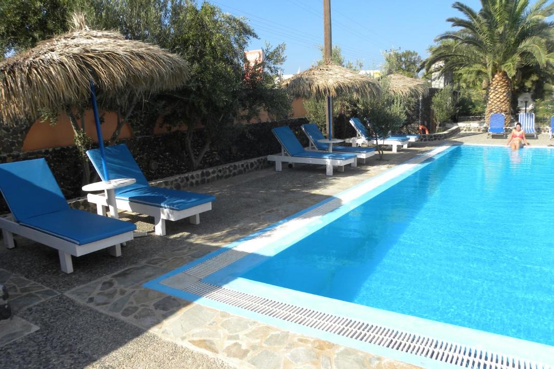 Photo of Others in Perissa