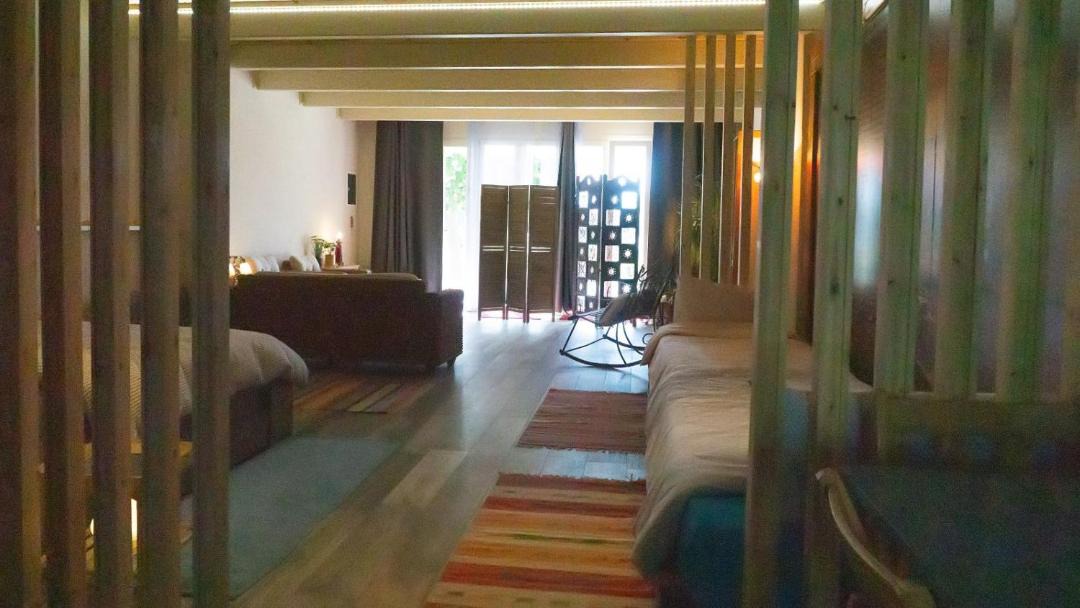 Photo of Livingroom in Drama