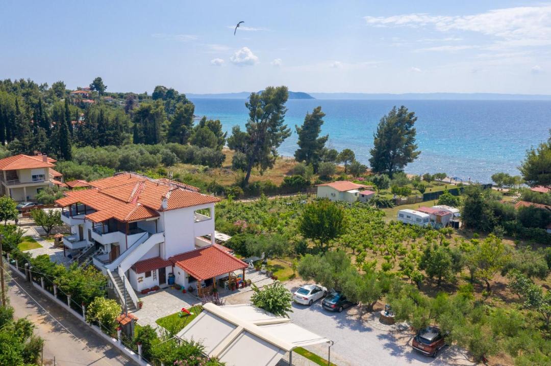 Photo of Others in Paradhisos
