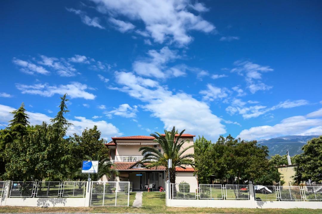 Photo of Others in Paralia Skotinis