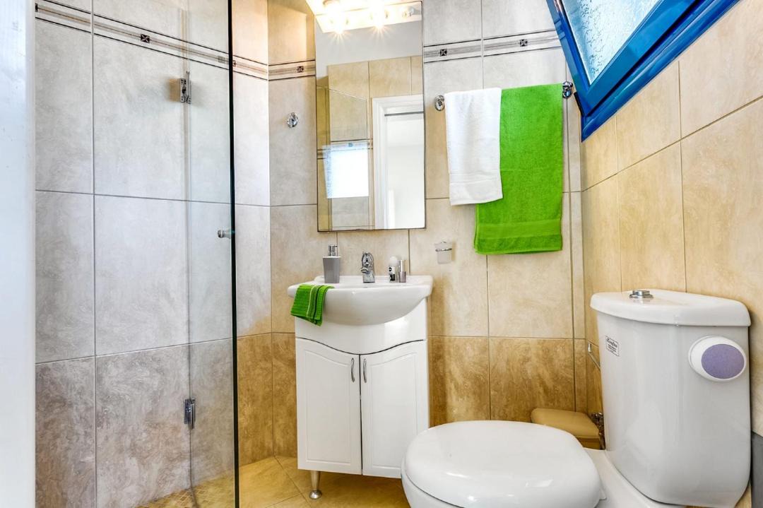 Photo of Bathroom in Plaka
