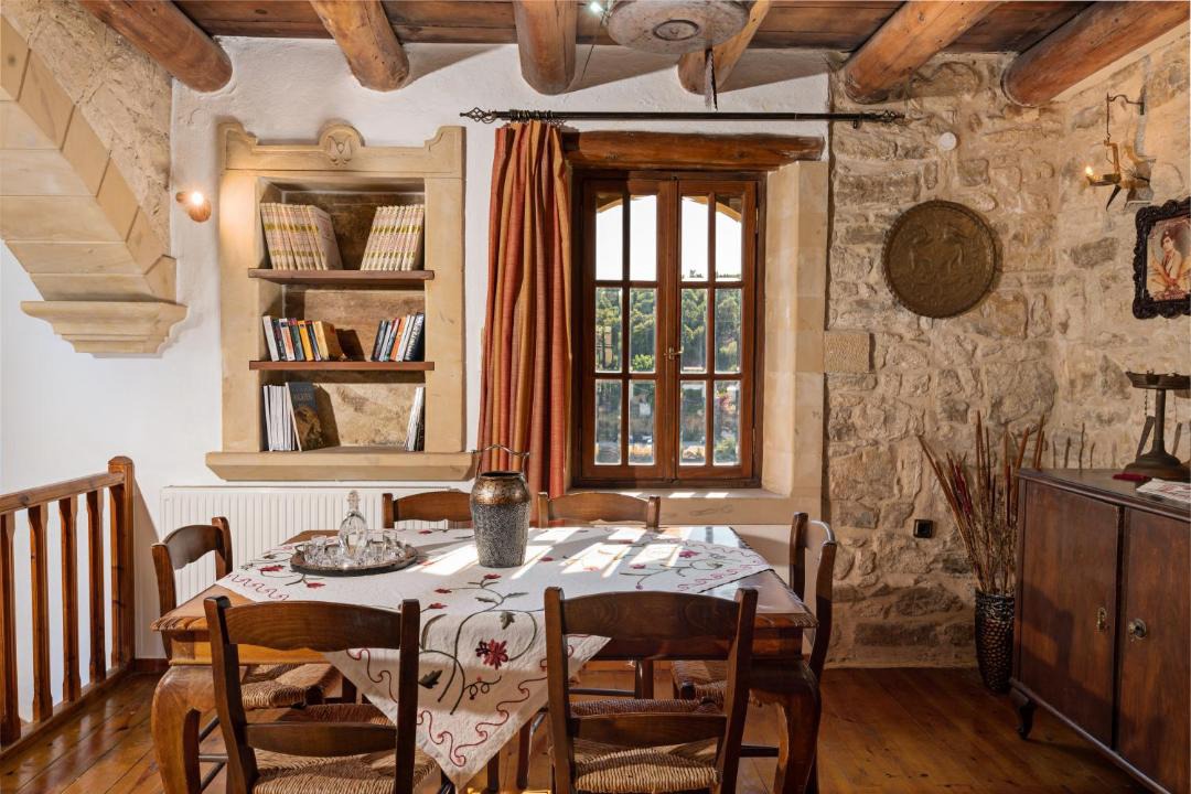 Photo of Livingroom in Eletherna