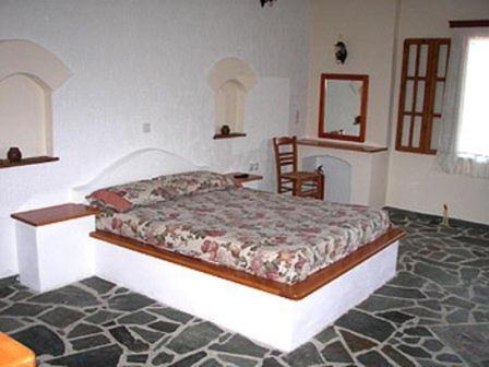 Photo of Bedroom in Armenistis
