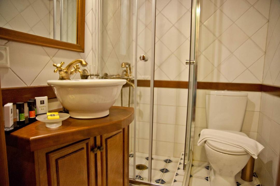 Photo of Bathroom in Leonidio