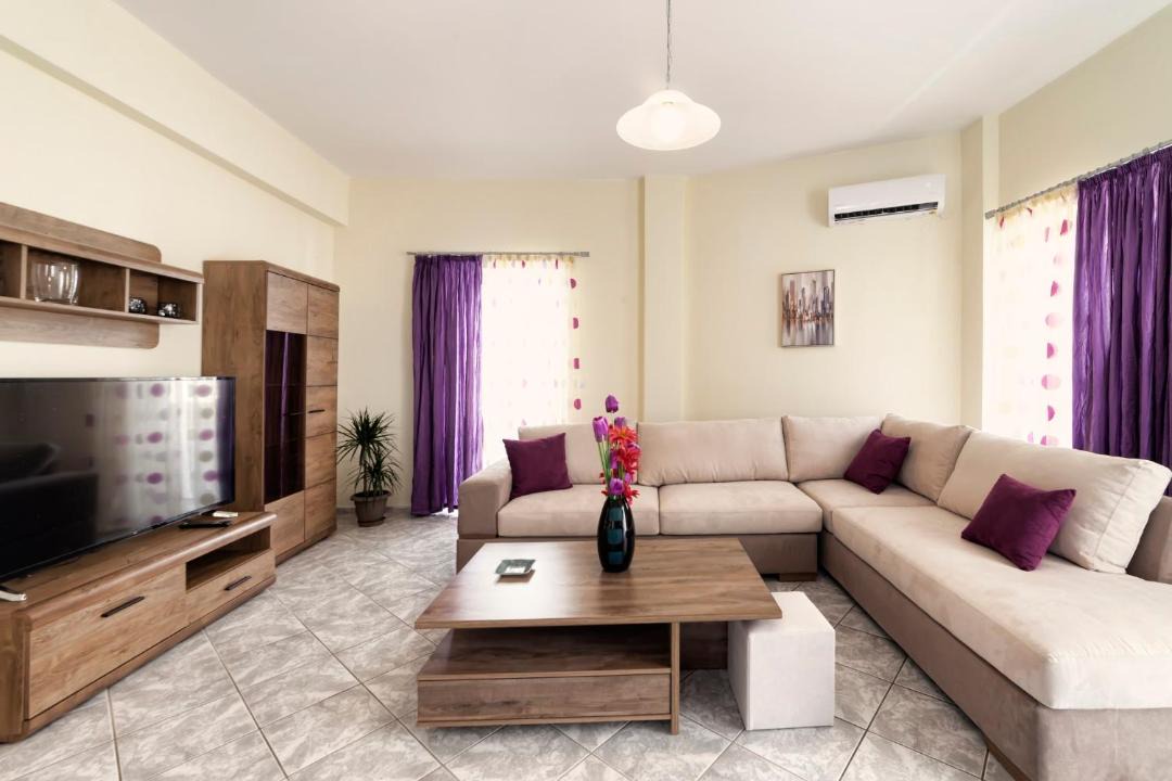 Photo of Livingroom in Spilion