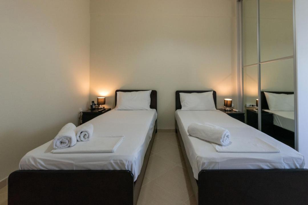 Photo of Others in Avia