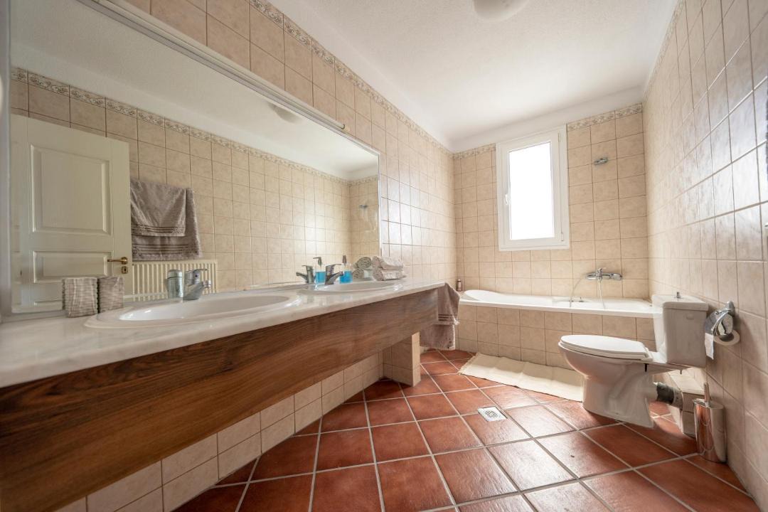 Photo of Bathroom in Pirgadikia