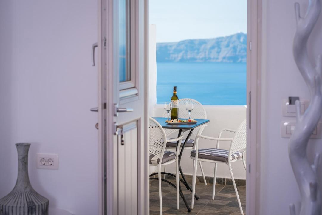 Photo of Others in Fira
