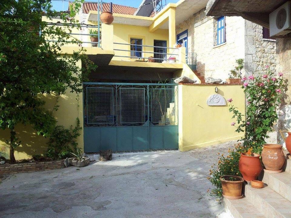 Photo of Buildings in Argyropouli