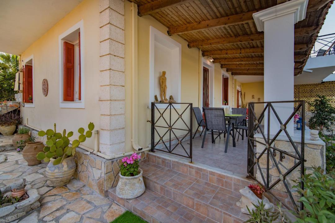 Photo of Patio Balcony in Pantokratoras