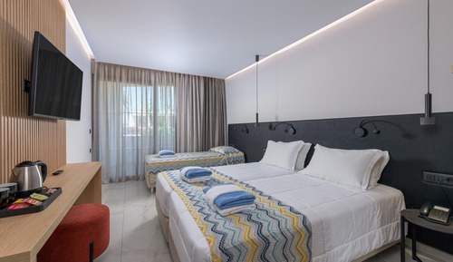 Superior Double Room, Garden View