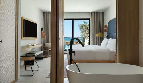 W Beachfront Infinity Suite, 1 Bedroom, Non Smoking, Sea View (Beachfront, Private pool)