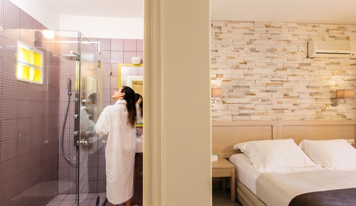 Superior Room, Garden View