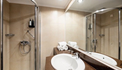 Standard Double or Twin Room, Garden View