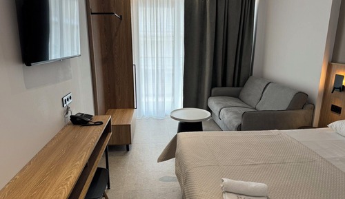 Deluxe Double Room, Balcony