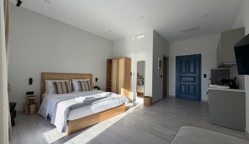 Deluxe Studio, Patio, Sea View