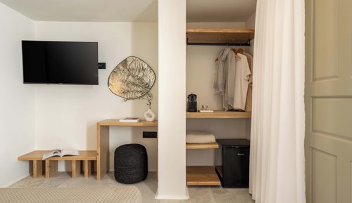 Deluxe Double Room, Balcony, Pool View