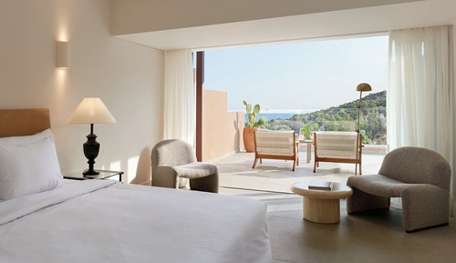 Deluxe Family Room Side Sea View