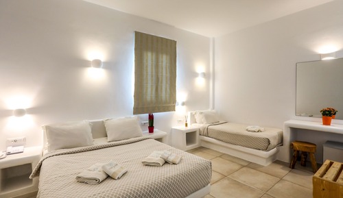 Comfort Triple Room