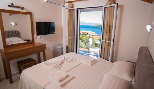 Family Quadruple Room, Sea View