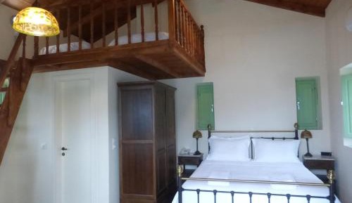 Studio Apartment with Panoramic Sea View