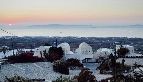 Studio (3 Persons) with Panoramic Sea and Sunset View