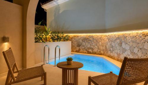 Junior Suite with Private Pool
