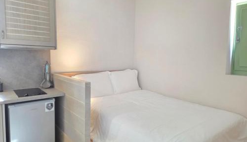 Studio Apartment with Sea View