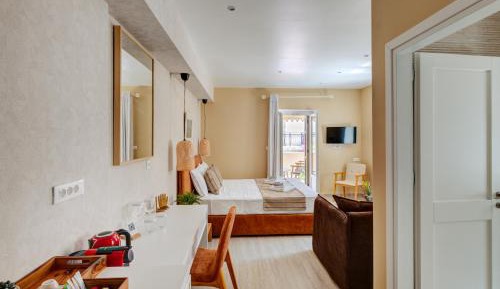 Suite with Balcony