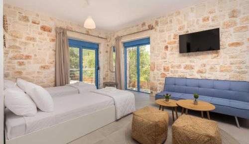 Studio Apartment with Sea View