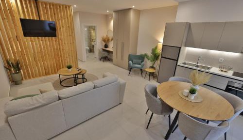 One-Bedroom Apartment with Balcony