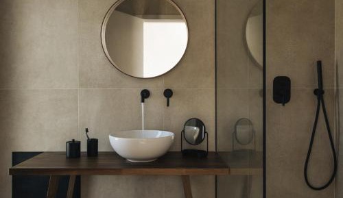 Deluxe Studio