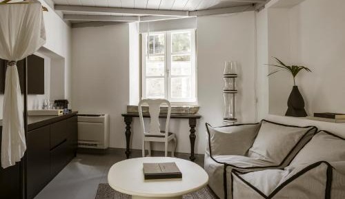 Bridal Suite with Terrace